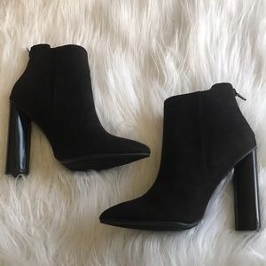 Lola Shoetique Heel Booties